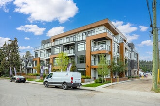 3435 5 Av NW in Calgary, AB - Building Photo - Building Photo