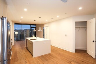 788 West Marietta St NW in Atlanta, GA - Foto de edificio - Building Photo