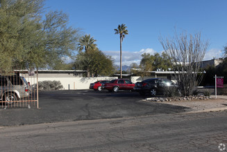 2nd Street Condominiums in Tucson, AZ - Foto de edificio - Building Photo
