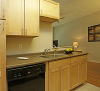 Village de Jardin - Senior Facility 55+ in New Orleans, LA - Foto de edificio - Interior Photo