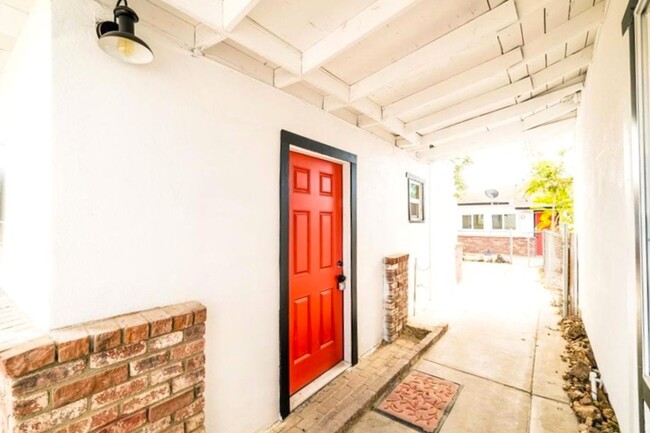 55820 Santa Fe Trail in Yucca Valley, CA - Building Photo - Building Photo