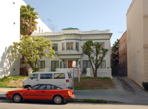 Watson's Manor in Los Angeles, CA - Building Photo - Building Photo