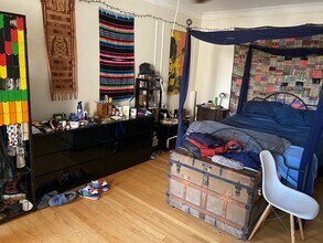 7522 N Hoyne Ave in Chicago, IL - Building Photo - Building Photo