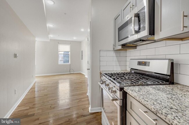 property at 2604 Frankford Ave