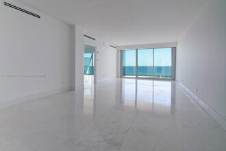 9349 Collins Ave in Surfside, FL - Building Photo - Building Photo