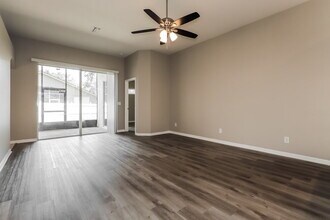 2638 Allwood Ave in Valrico, FL - Building Photo - Building Photo