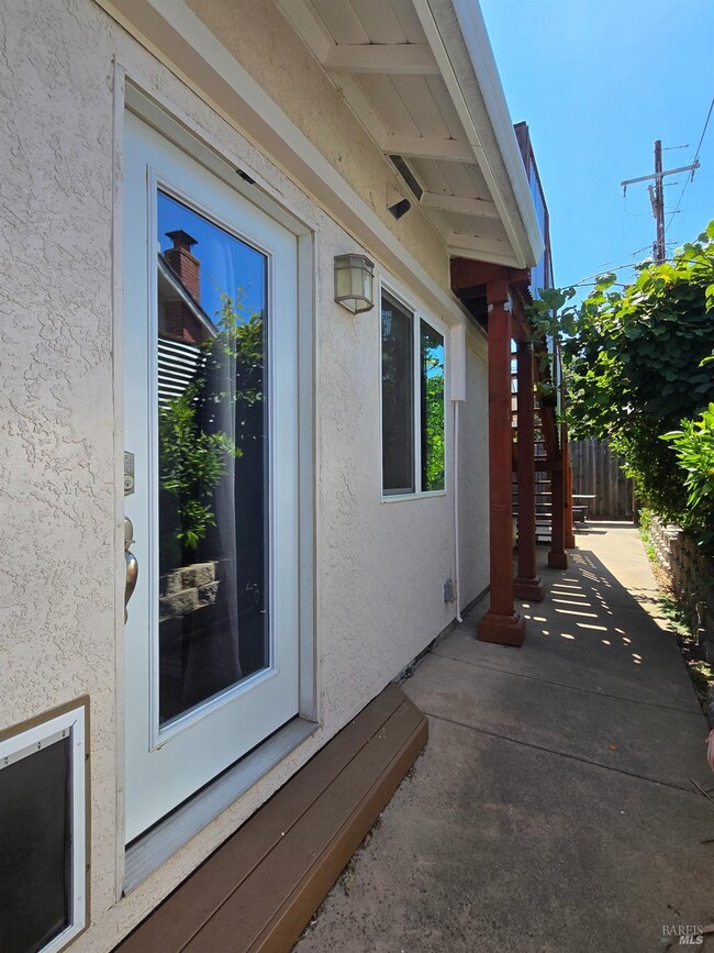480 Meadowview Dr