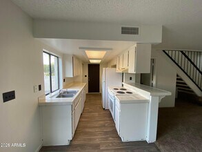 4852 E Euclid Ave in Phoenix, AZ - Building Photo - Building Photo