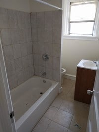 1717 Bridge St - 6