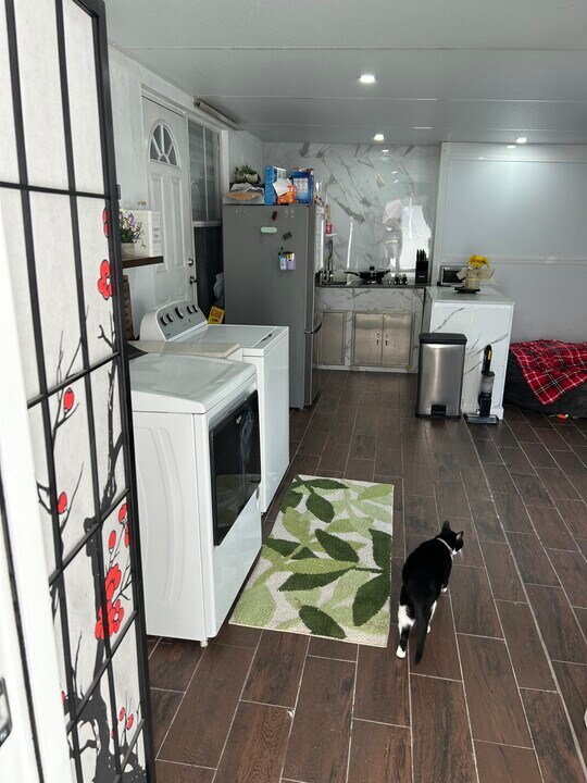 315 W 41st St in Hialeah, FL - Building Photo