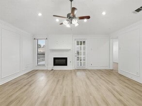 2050 Lorient Dr in Carrollton, TX - Building Photo - Building Photo
