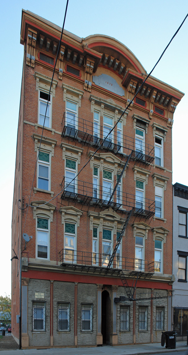 1810 Elm St in Cincinnati, OH - Foto de edificio - Building Photo