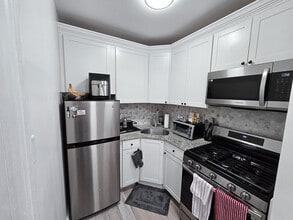 260 3rd St, Unit 3 in Hoboken, NJ - Building Photo - Building Photo