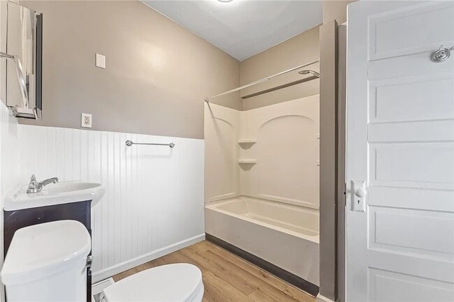 property at 1486 Park Blvd