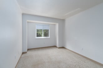 Kendall Crossing in Natick, MA - Building Photo - Interior Photo