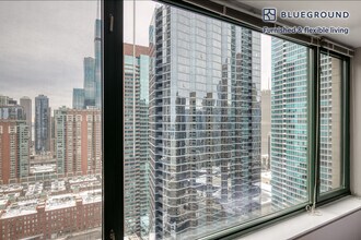 420 E Ohio St in Chicago, IL - Building Photo - Building Photo
