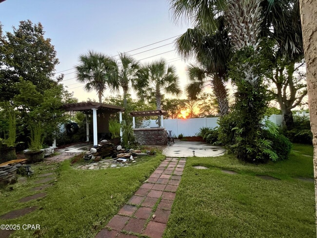 property at 214 Summerwood Dr