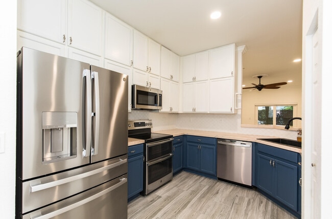 160 Village Blvd in Tequesta, FL - Building Photo - Building Photo