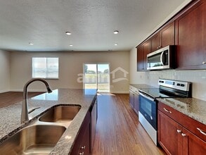 1223 White St in Saratoga Springs, NY - Building Photo - Building Photo