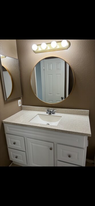 28631 Calle del Lago, Unit B in Murrieta, CA - Foto de edificio