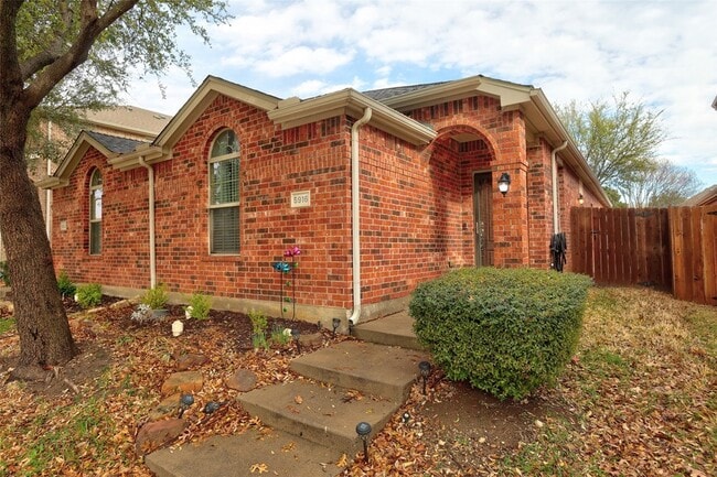 property at 5916 Round Up Ln