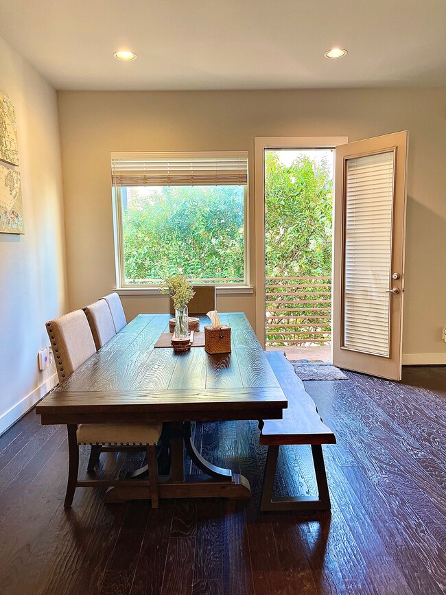 2009 Patterson St in Houston, TX - Building Photo - Building Photo