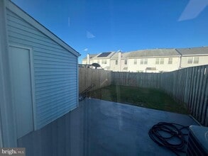 43 Taos Cir in Middle River, MD - Building Photo - Building Photo