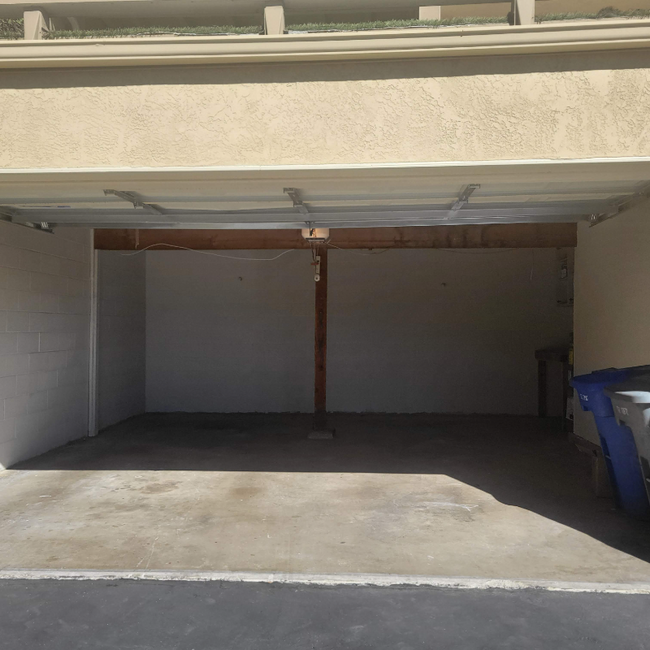 7700 Parkway Dr in La Mesa, CA - Building Photo - Building Photo