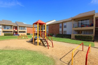 Trinity Park Apartments in Irving, TX - Building Photo - Building Photo