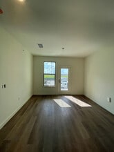 Barrow in Baytown, TX - Building Photo - Building Photo