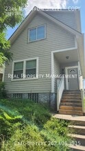 2344 N Buffum St in Milwaukee, WI - Building Photo - Building Photo