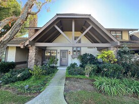 103 E Yale Loop in Irvine, CA - Building Photo