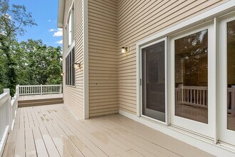 2 Sunset Ridge in Lexington, MA - Building Photo - Building Photo