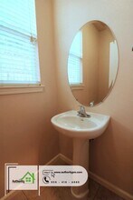 573 Mission De Oro Dr in Redding, CA - Building Photo - Building Photo