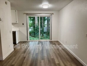 1829 Mason St in Shelton, WA - Foto de edificio - Building Photo