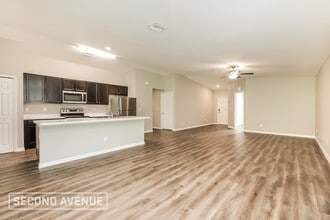 494 Hoffer St in Port Charlotte, FL - Foto de edificio - Building Photo