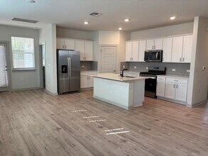 13700 Lubeck Dr in Pflugerville, TX - Building Photo - Building Photo