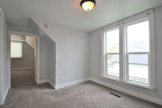24 S 300 E in Logan, UT - Building Photo - Building Photo