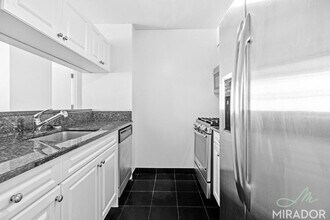 60 W 23 St in New York, NY - Building Photo - Building Photo