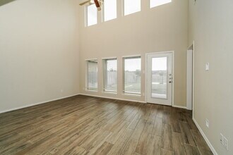 441 Lacey Oak Lp in San Marcos, TX - Building Photo - Building Photo