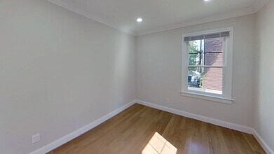 12 Lopez Ave, Unit 2 in Cambridge, MA - Building Photo - Building Photo