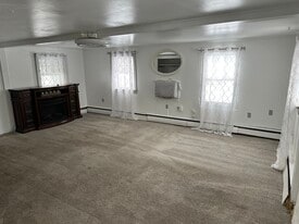 49 N Bridge St, Unit 49 North Bridge Street in Norwalk, CT - Building Photo