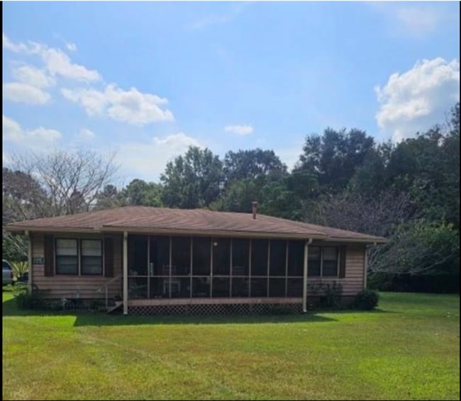 property at 5263 Salem Rd