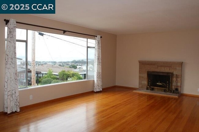 6775 Kenilworth Ave in El Cerrito, CA - Building Photo - Building Photo