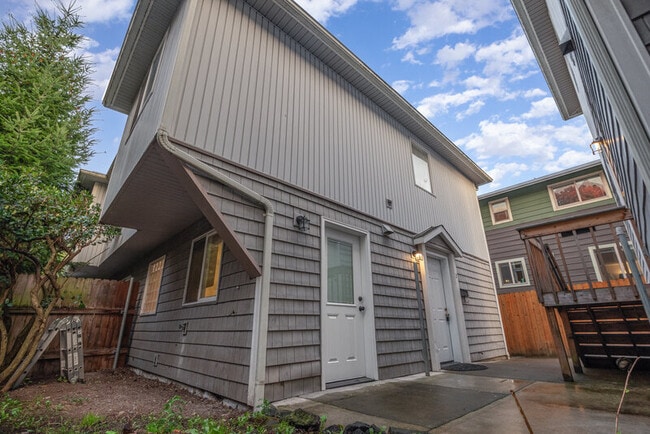 property at 128 20th Ave E