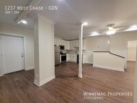 1237 West Chase in Chicago, IL - Building Photo - Building Photo