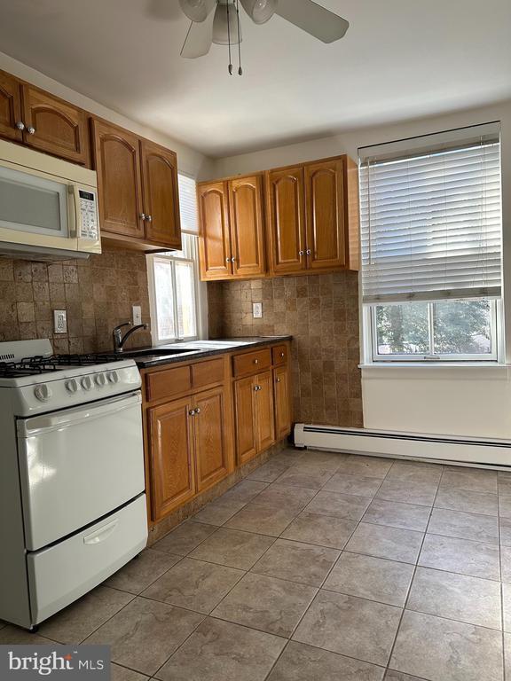 property at 1220 Pine St