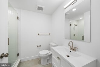 4324 Lancaster Ave, Unit 110 in Philadelphia, PA - Building Photo - Building Photo