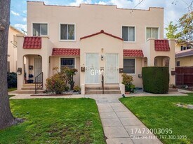 803 Lindaraxa Park N in Alhambra, CA - Building Photo