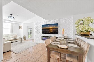 8635 River Homes Lane in Bonita Springs, FL - Building Photo - Building Photo
